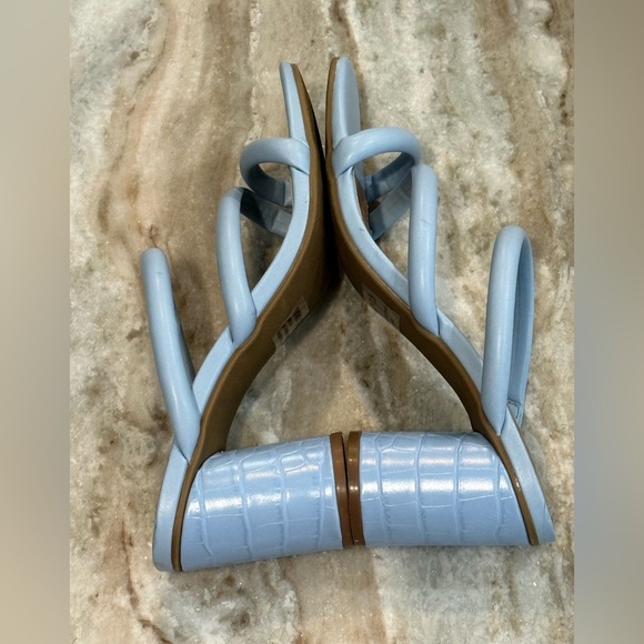 Women’s DOLCE VITA Myla pale blue leather heeled sandals- Size 7.5. - Picture 7 of 8